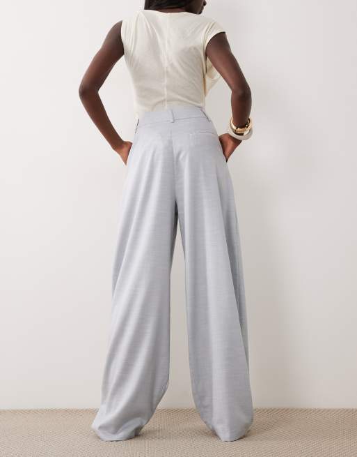 ASOS DESIGN - Pantalones de sastre azul claro de corte barrel, 4 de 4