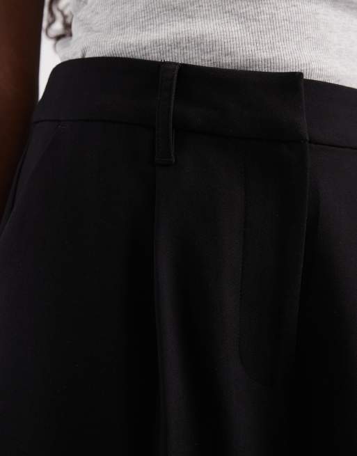 ASOS DESIGN pantalones de sastre barrel en negro, 5 de 5