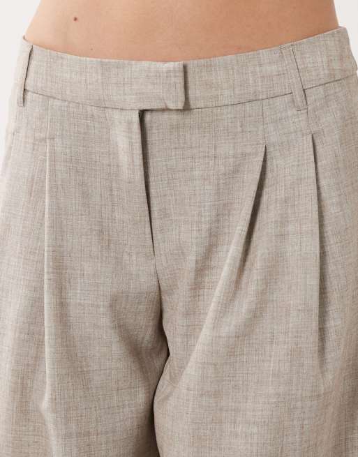 ASOS DESIGN - Pantalones de sastre beis grisáceo estilo bermudas de corte culotte, 4 de 5