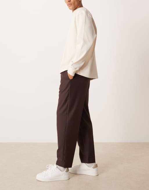 ASOS DESIGN - Pantalones de sastre burdeos oscuro de corte tapered de tejido microtexturizado, 3 de 5