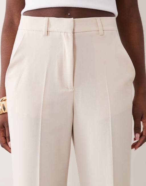 ASOS DESIGN - Pantalones de sastre color crema de corte acampanado ajustado, 4 de 5