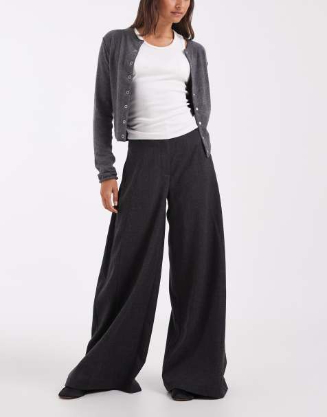 ASOS DESIGN pantalones de sastre de pernera extragrande con textura efecto lana en gris - view 1