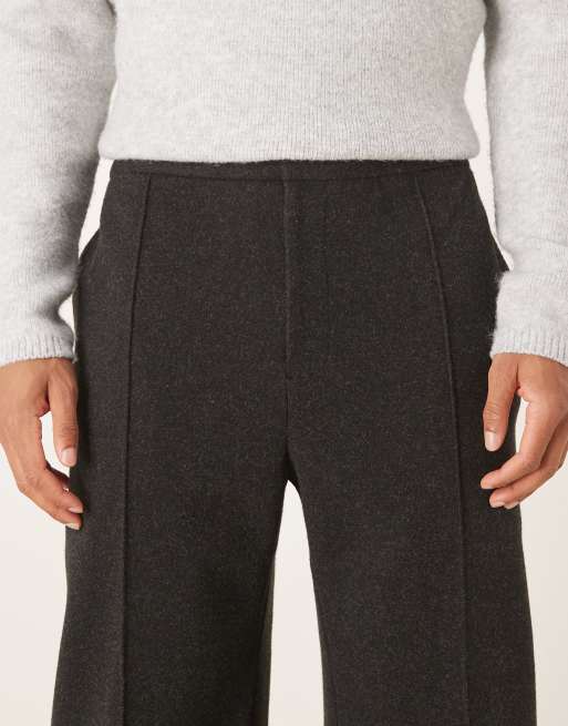 ASOS DESIGN - Pantalones de sastre gris carbón de pernera ancha de tejido efecto lana, 5 de 5