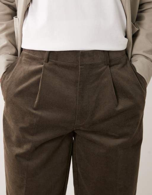 ASOS DESIGN - Pantalones de sastre marrones de corte tapered extragrande con pinzas de pana rica en algodón, 5 de 5