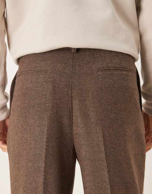 ASOS DESIGN - Pantalones de sastre marrones de pernera ancha con pinzas dobles de mezcla de lana, 5 de 5
