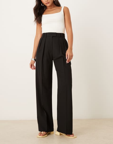 ASOS DESIGN Pantalones de traje de pernera ancha con detalle de pinzas en negro - view 1