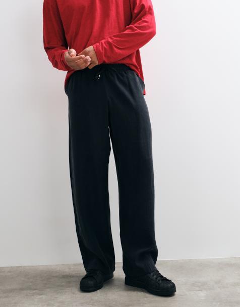 ASOS DESIGN pantalones fluidos de pernera ancha de conjunto en negro - view 1
