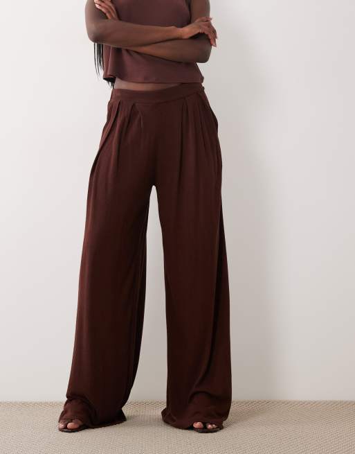 ASOS DESIGN - Pantalones marrón chocolate de pernera muy ancha de lino y viscosa, 2 de 5