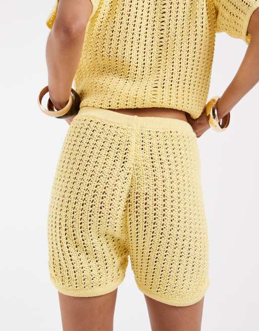 ASOS DESIGN - Pantalones muy cortos amarillo pastel de croché (parte de un conjunto), 5 de 5