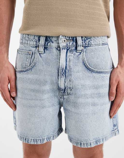 ASOS DESIGN - Pantalones muy cortos vaqueros azules de corte alargado con lavado claro, 4 de 5