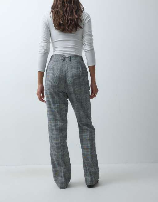 ASOS DESIGN pantalones rectos entallados con cuadro monocromo, 3 de 5