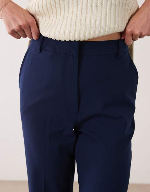 ASOS DESIGN pantalones rectos holgados en azul marino, 5 de 5