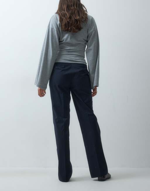 ASOS DESIGN pantalones rectos slim a rayas azul marino, 5 de 5