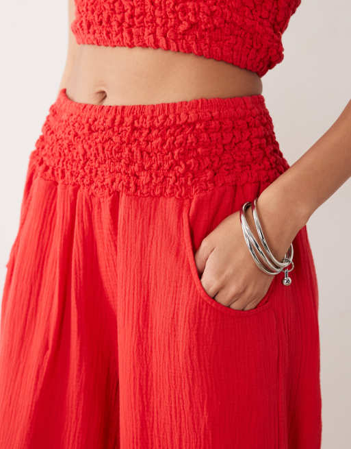 ASOS DESIGN - Pantalones rojos con cintura abombada fruncida de bambula, 4 de 5
