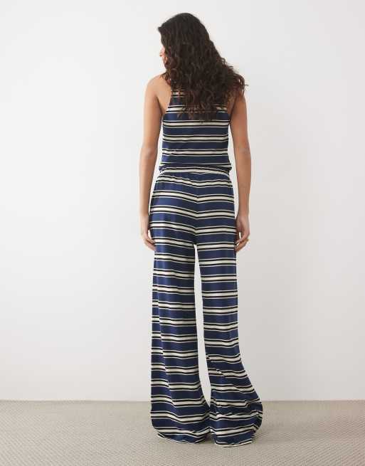 ASOS DESIGN - Pantaloni a fondo ampio a righe color blu navy e crema in coordinato, 5 di 5