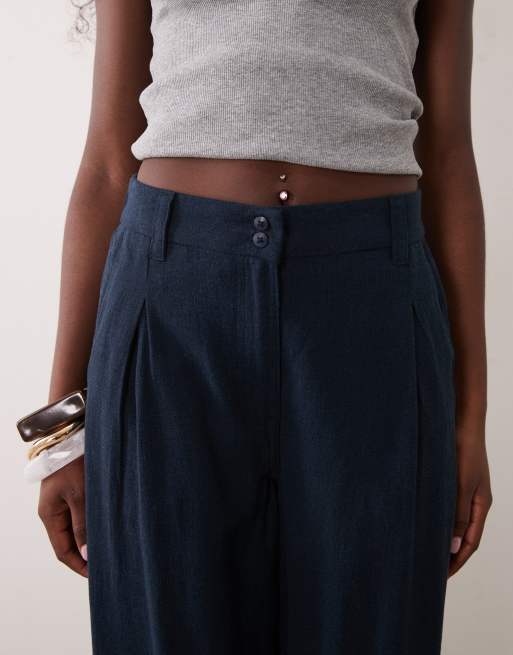 ASOS DESIGN - Pantaloni a fondo ampio blu navy in misto lino con pieghe, 3 di 5
