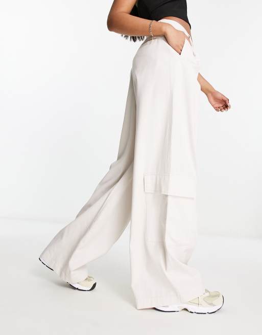 ASOS DESIGN - Pantaloni a fondo ampio écru con tasche applicate