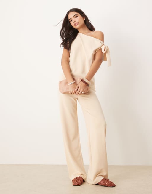 ASOS DESIGN - Pantaloni a fondo ampio in cupro color latticello in coordinato