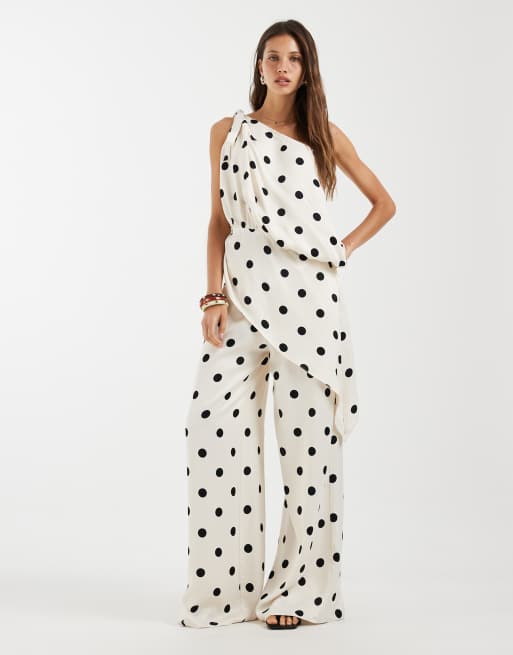 ASOS DESIGN - Coordinato asimmetrico in raso color crema a pois, 2 di 3