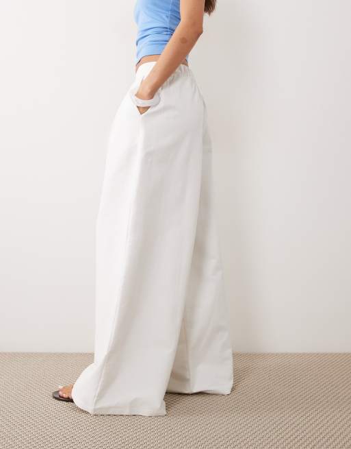 ASOS DESIGN - Pantaloni a fondo ampio in twill di cotone bianchi, 2 di 5