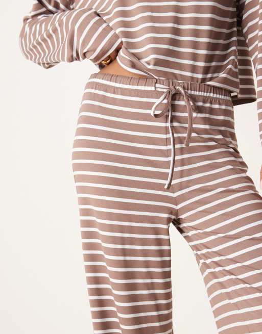 ASOS DESIGN - Pantaloni a fondo ampio marroni a righe in coordinato, 3 di 5