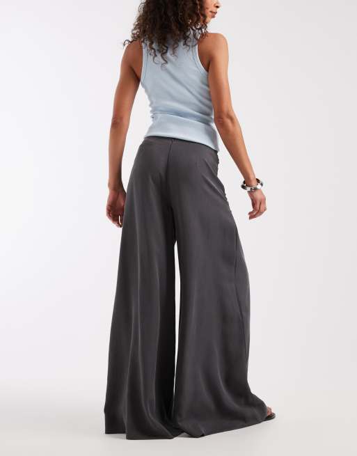 ASOS DESIGN pantaloni a gamba larga con dettaglio foulard grigio antracite, 5 di 5