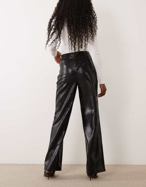 ASOS DESIGN pantaloni a gamba larga effetto coccodrillo neri, 4 di 5