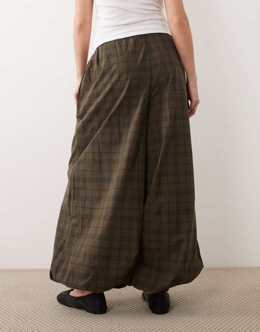 ASOS DESIGN - Pantaloni a palloncino in seersucker a quadri, 3 di 5