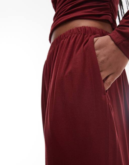 ASOS DESIGN - Pantaloni a palloncino larghi bordeaux in coordinato, 4 di 5