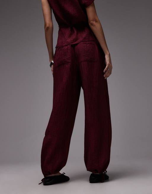 ASOS DESIGN - Pantaloni a palloncino stropicciati bordeaux in coordinato, 5 di 5