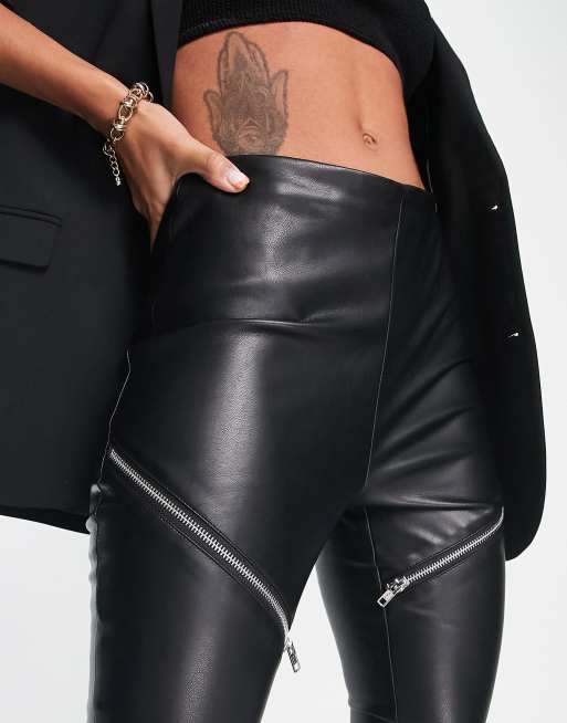 ASOS DESIGN - Pantaloni a sigaretta in pelle sintetica neri con zip, 3 di 4