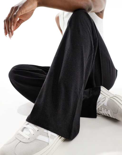 ASOS DESIGN - Pantaloni a vita bassa effetto lino neri, 2 di 5
