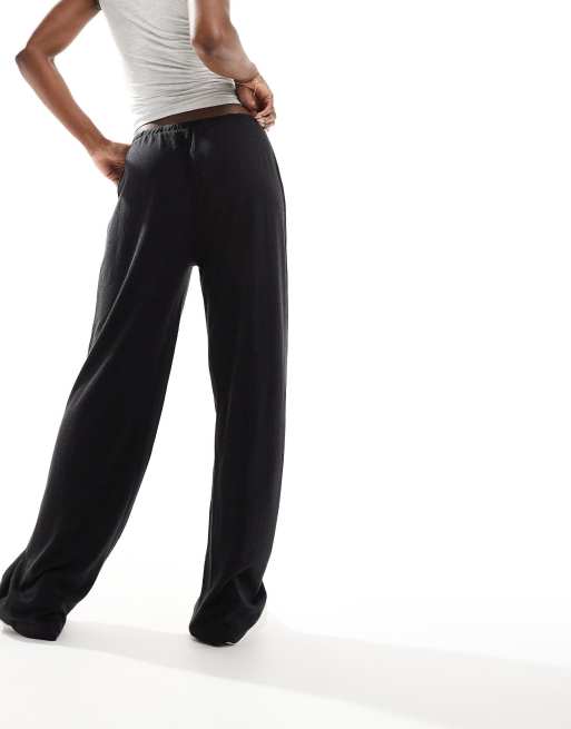 ASOS DESIGN - Pantaloni a vita bassa effetto lino neri, 3 di 5