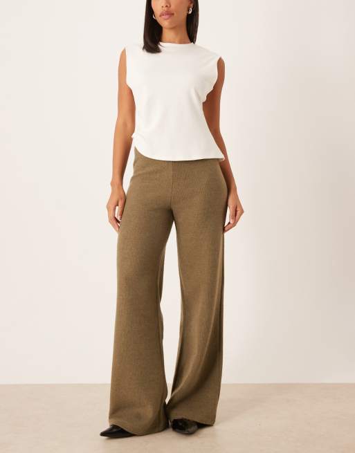 ASOS DESIGN - Pantaloni a vita medio alta morbidissimi a fondo ampio color oliva in coordinato