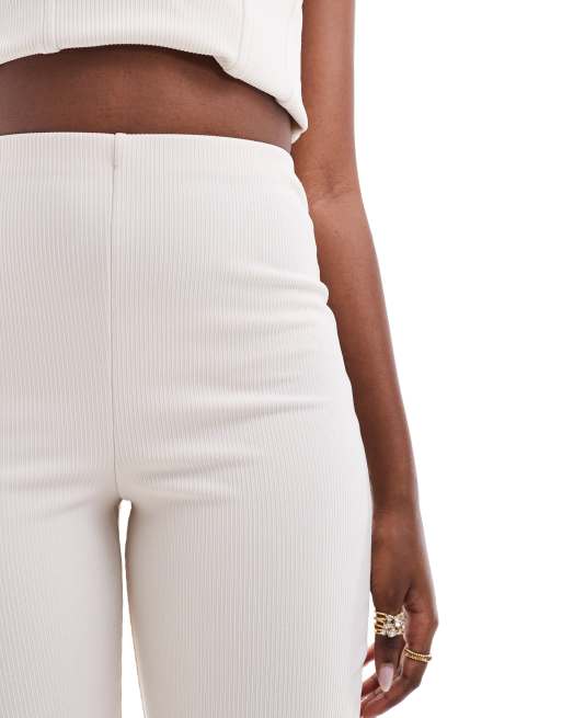ASOS DESIGN - Pantaloni a zampa color crema in coordinato, 4 di 5