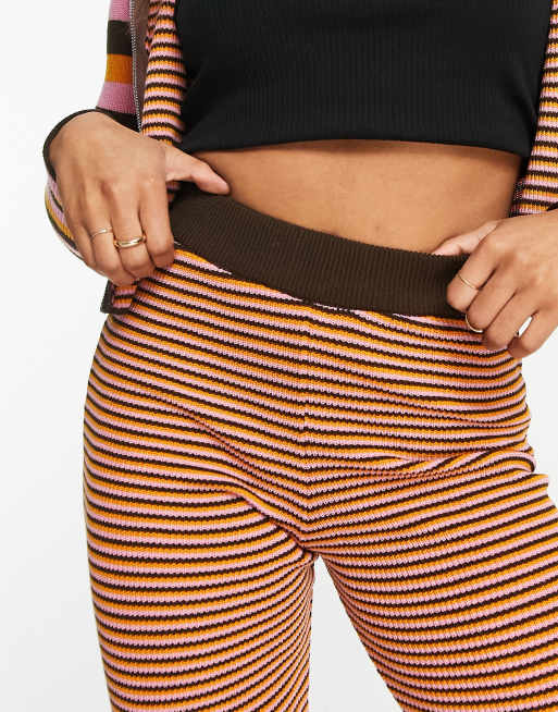 ASOS DESIGN - Pantaloni a zampa in maglia a righe in coordinato, 2 di 4