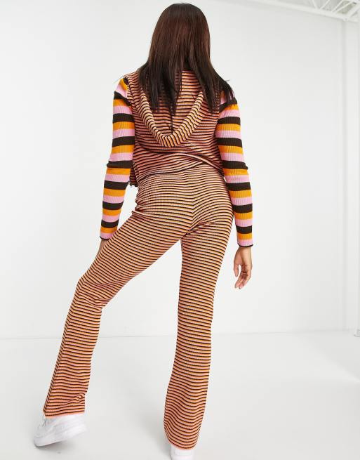 ASOS DESIGN - Pantaloni a zampa in maglia a righe in coordinato, 4 di 4
