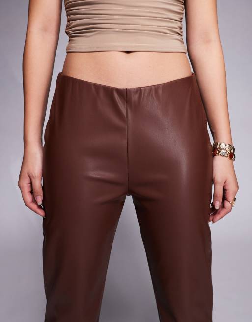 ASOS DESIGN - Pantaloni a zampa marroni in similpelle PU, 4 di 5