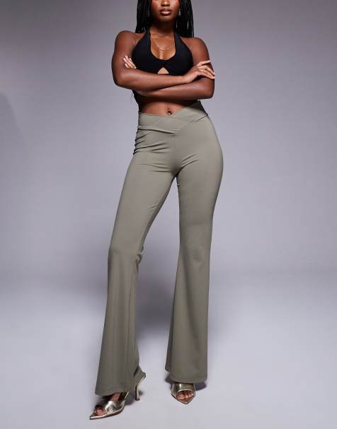 ASOS DESIGN - Pantaloni a zampa sinuosi base layer kaki con fascia in vita a V - view 1