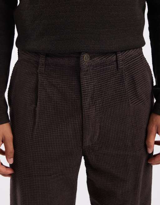 ASOS DESIGN - Pantaloni affusolati comodi marroni in velluto a coste, 4 di 5
