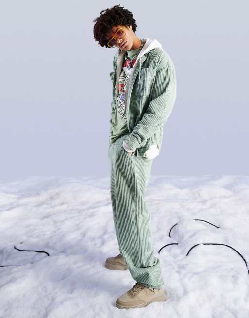 ASOS DESIGN - Pantaloni ampi in velluto a coste irregolare verde pastello in coordinato
