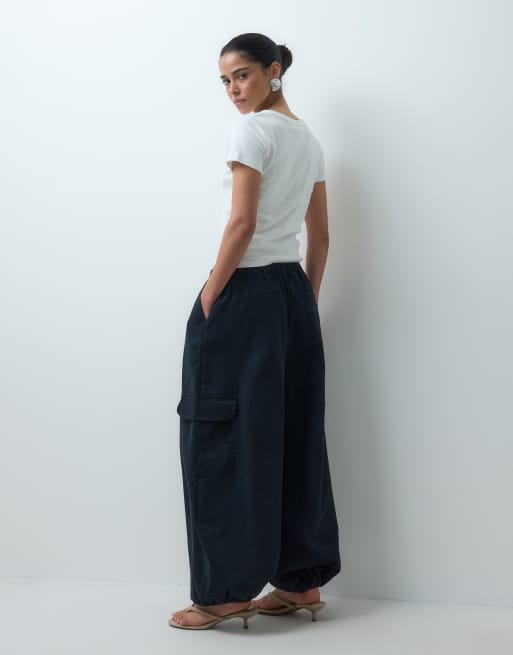 ASOS DESIGN pantaloni balloon oversize neri, 4 di 5