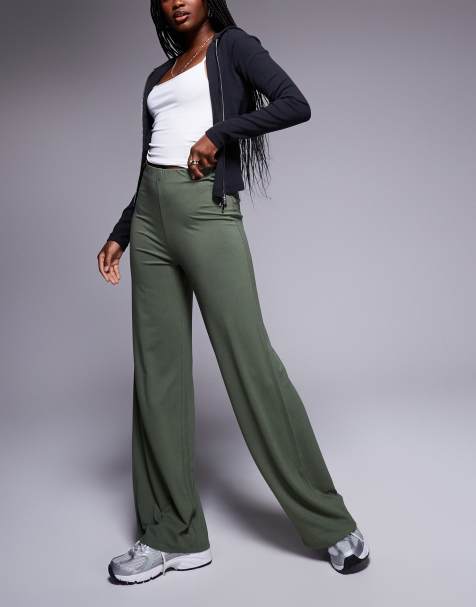 ASOS DESIGN - Pantaloni basic in jersey kaki a fondo ampio - view 1