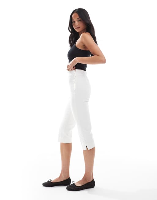 ASOS DESIGN Pantaloni capri in denim blu medio ASOS