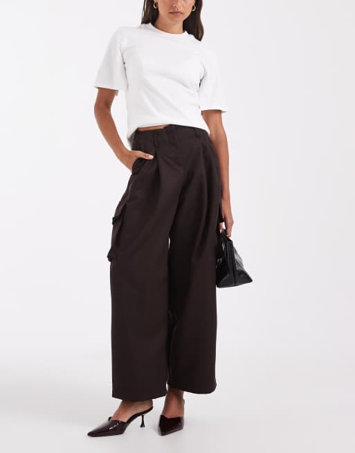 ASOS DESIGN pantaloni cargo sartoriali color cioccolato, 1 di 5