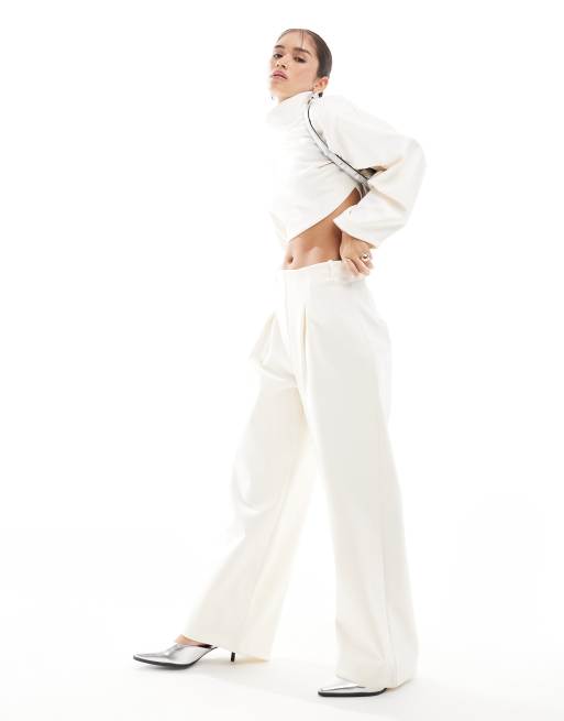 ASOS DESIGN - Pantaloni cocoon color latte di cocco con pieghe sul davanti