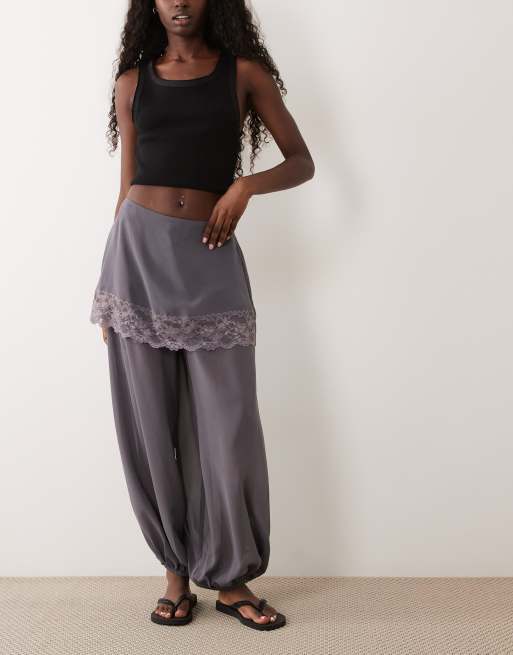 ASOS DESIGN pantaloni con dettaglio gonna e pizzo in antracite