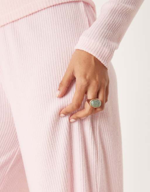 ASOS DESIGN - Pantaloni con fondo ampio rosa spazzolati a coste in coordinato, 3 di 5