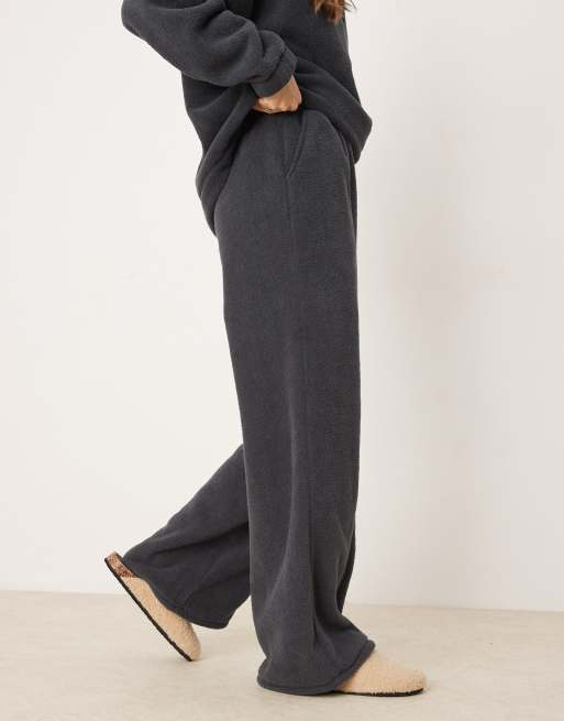 ASOS DESIGN - Pantaloni da casa a fondo ampio in micropile grigio acciaio, 2 di 5