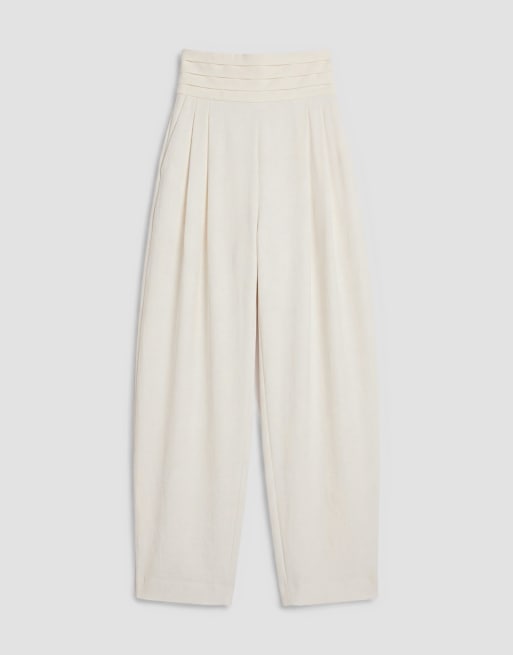 ASOS DESIGN pantaloni da smoking sartoriali con vita avvolgente in crema, 6 di 9